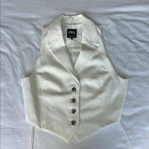 Zara White Buttoned Vest